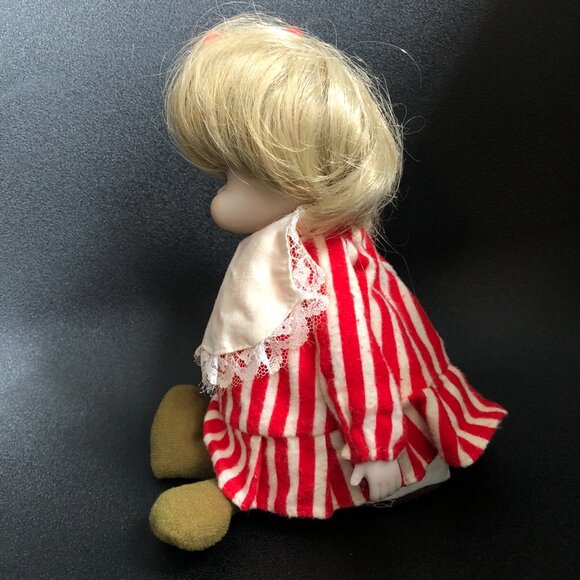 Doll Vintage Enesco Wind Up Moving Music Porcelain 7" Red Girl Shelf Sitter - Picture 4 of 8